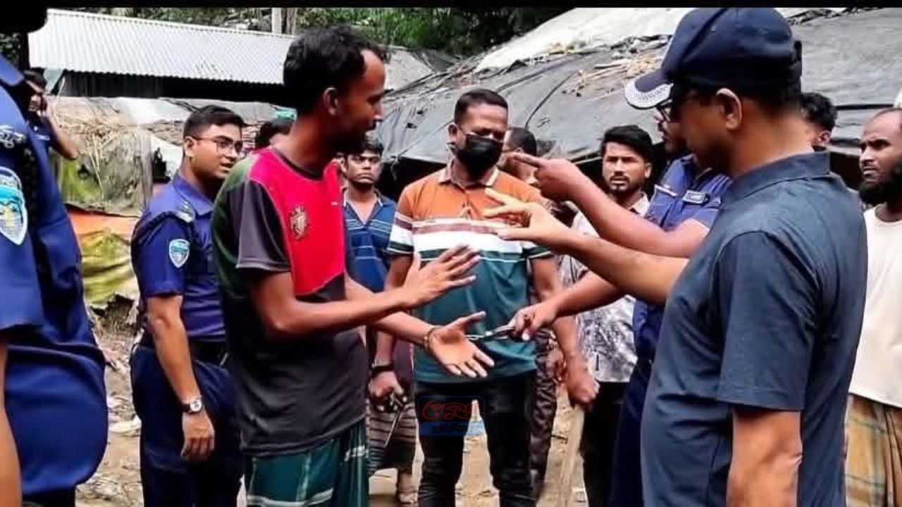 শিলখালীতে পুলিশের বড় মাদকবিরোধী অভিযান ৪১ পিস ইয়াবাসহ আটক ২, অভিযানে ৫০+ পুলিশ সদস্য